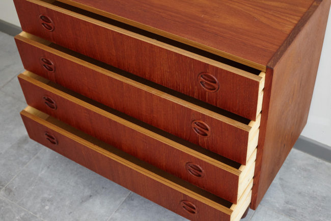 4 drawers teak dresser with drawers opened