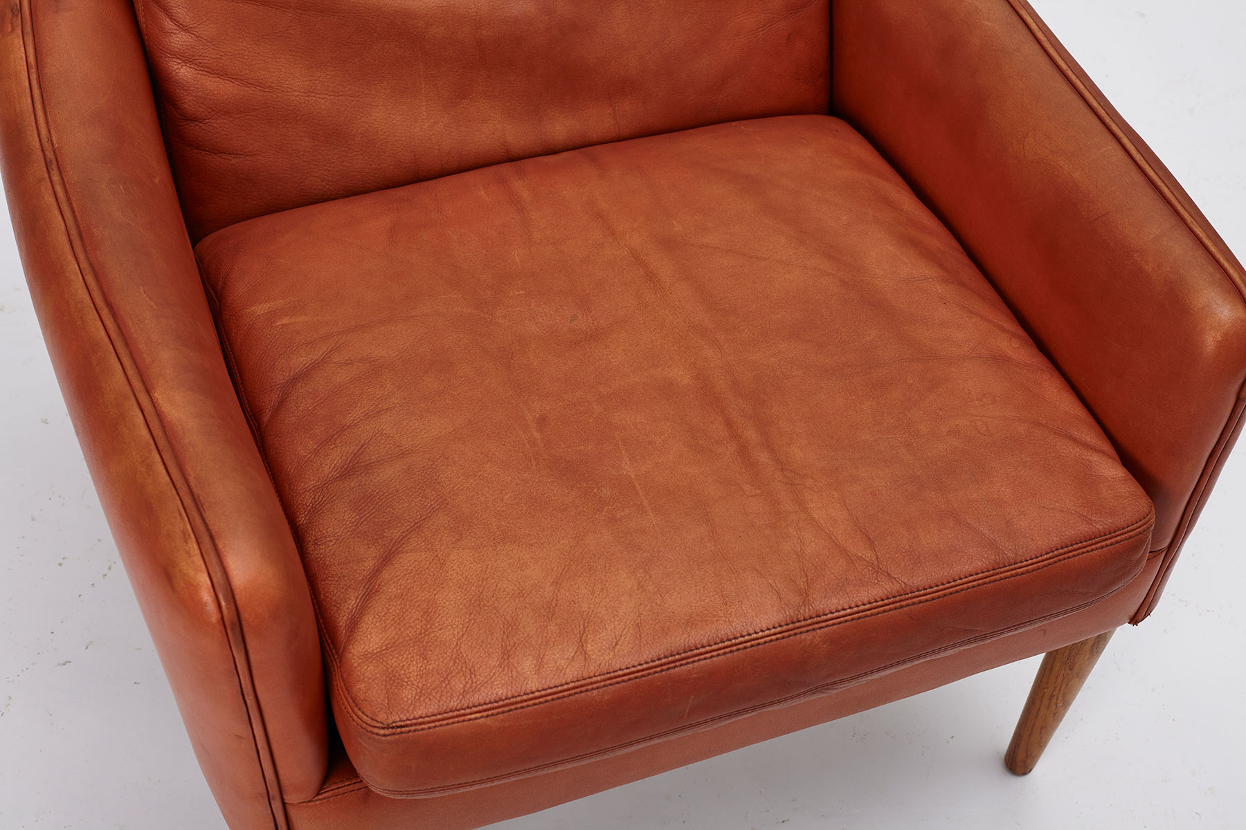 yw_hans_olsen_cs_mobler_800_easychair_seat_cushion_detail