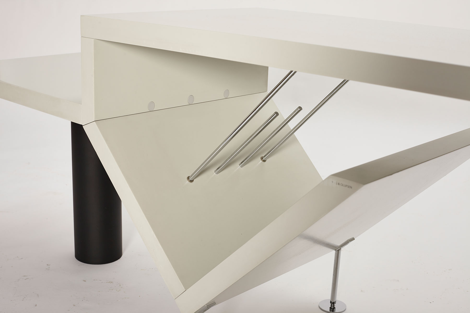 Attyka 2 Console Table designed by Jacob Jensen for Bang & Olufsen photographed on a white background